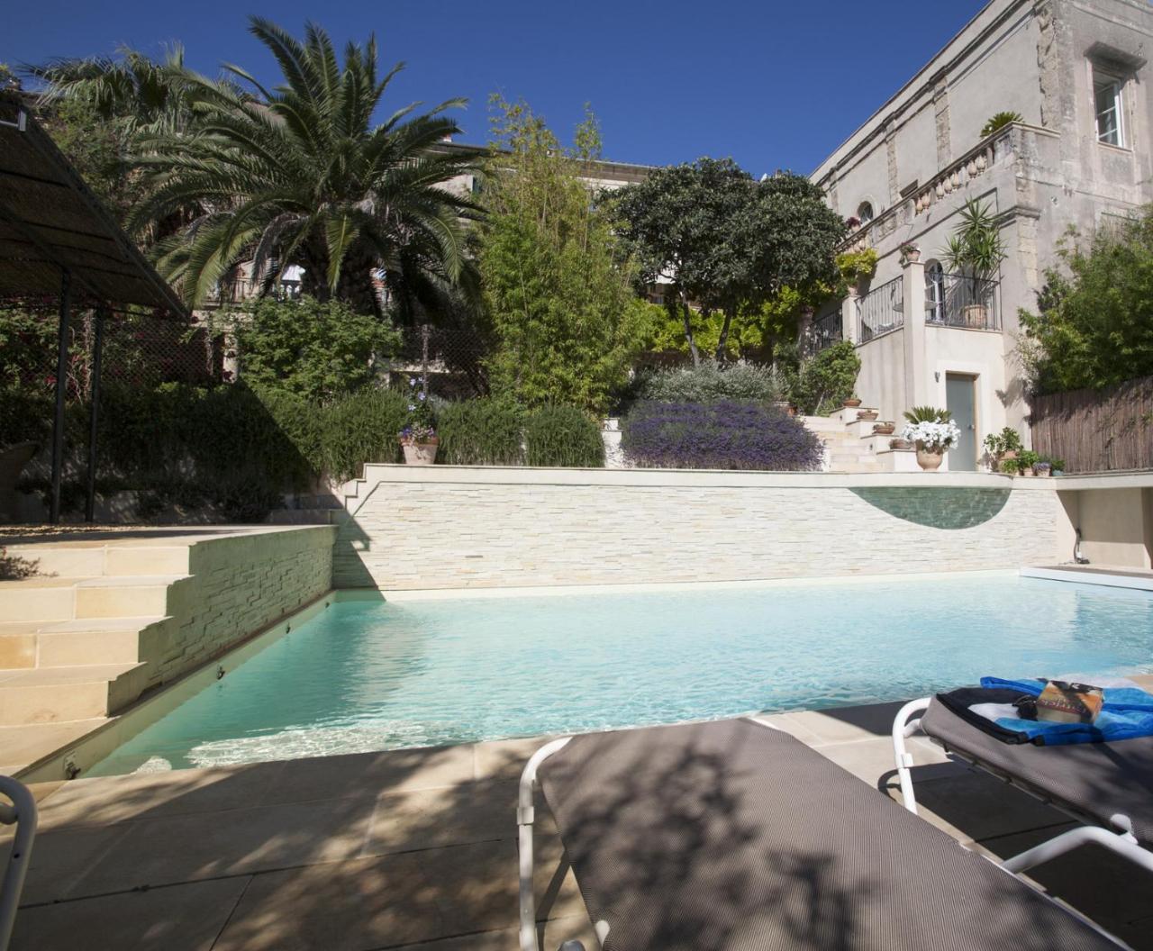Hôtel Cinq & Sept à Roujan Extérieur photo