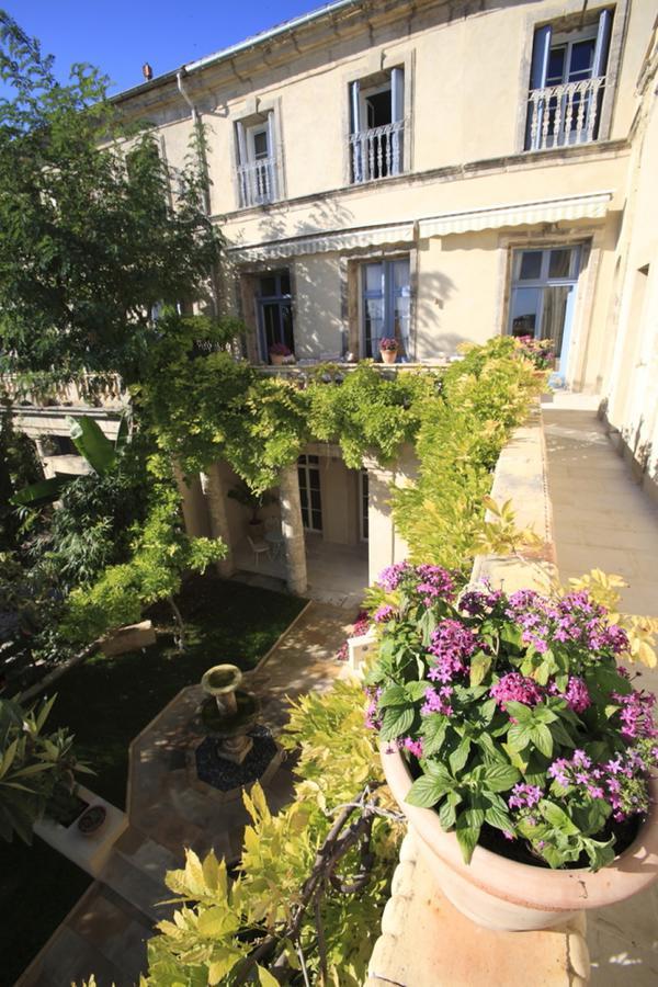 Hôtel Cinq & Sept à Roujan Extérieur photo