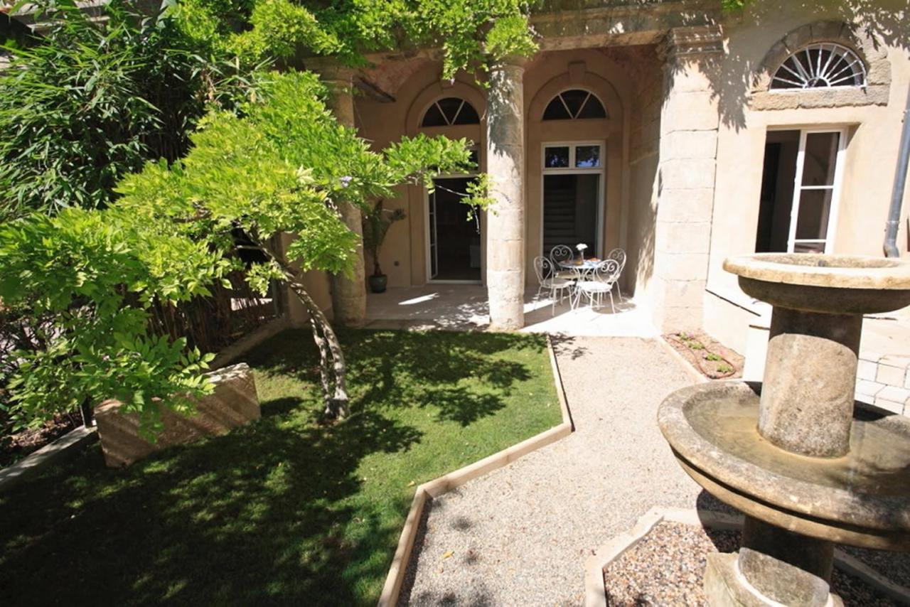 Hôtel Cinq & Sept à Roujan Extérieur photo